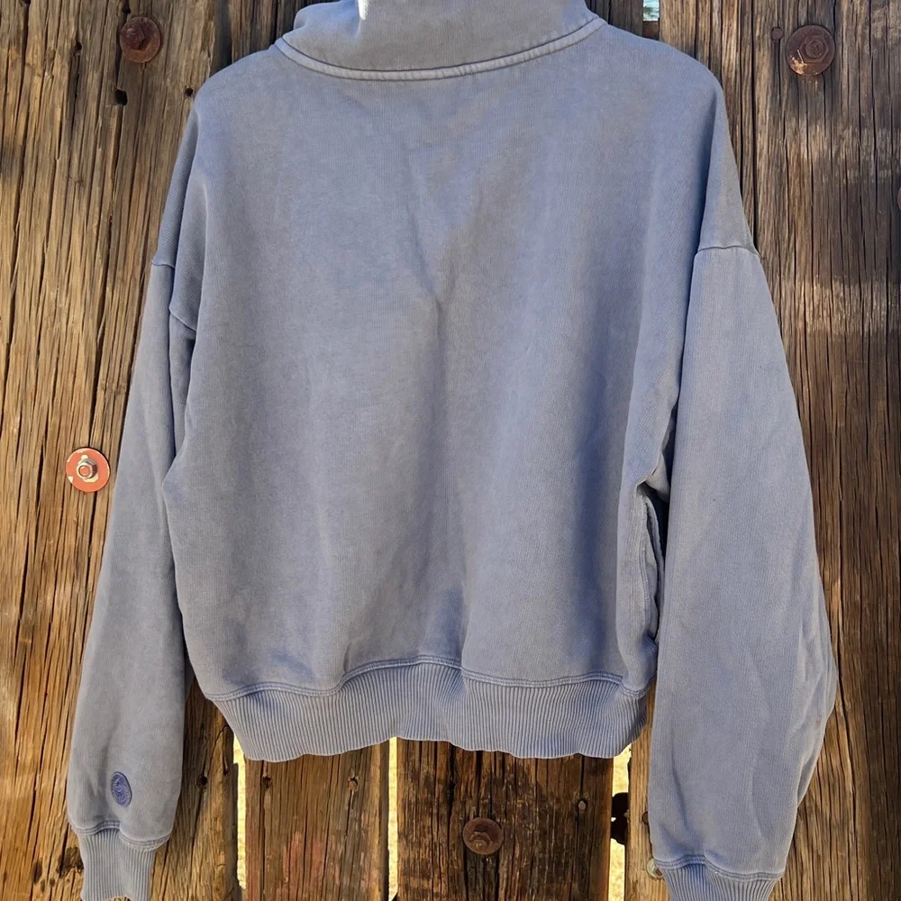 VS PINK Quarter-Zip sweater - Picture 3 of 4